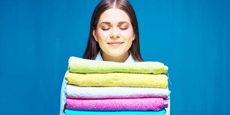 how-to-get-grease-smell-out-of-clothes-14-effective-ways